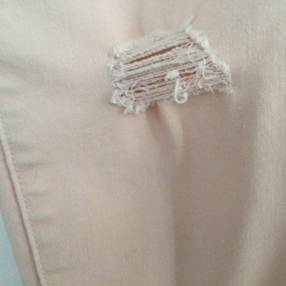 Like New Pink Skinny Jeans - Picture 12 of 12